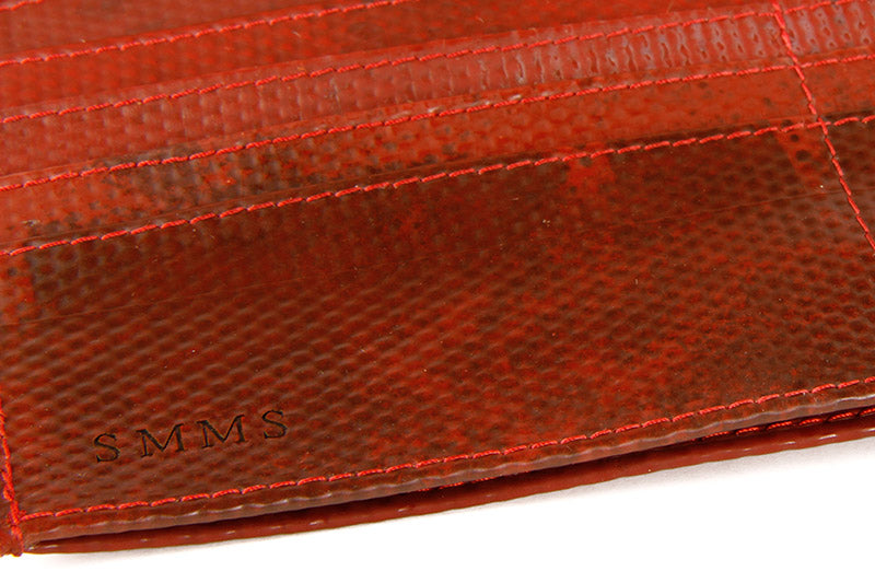 TRAVEL WALLET FIRE & HIDE | SANGRIA