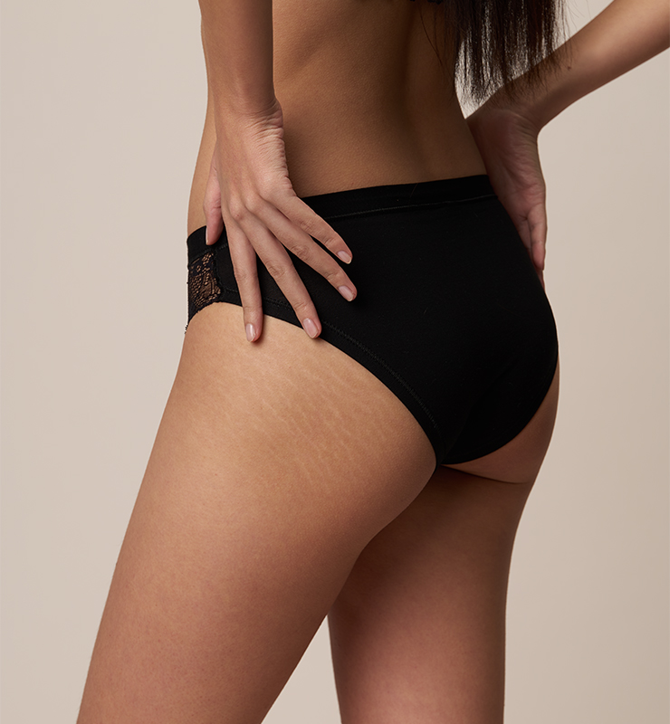 Slip in tessuto naturale e pizzo biodegradabile  | Nero