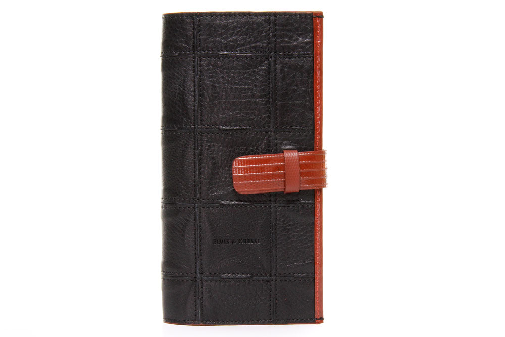 TRAVEL WALLET FIRE & HIDE | BLACK RED
